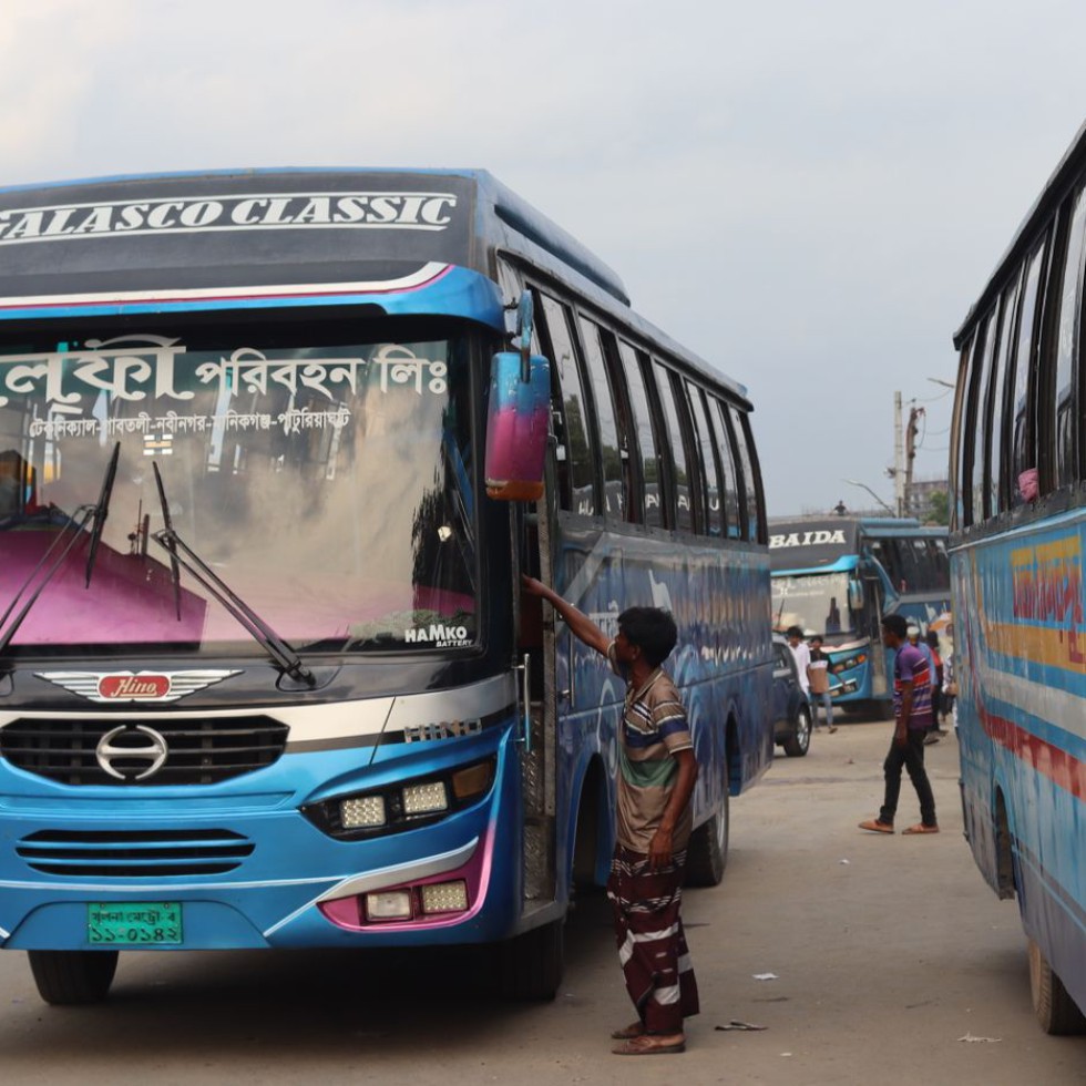 রাজধানীতে নতুন তিনটি বাস রুট চালু, কমবে যাত্রীদের অপেক্ষা